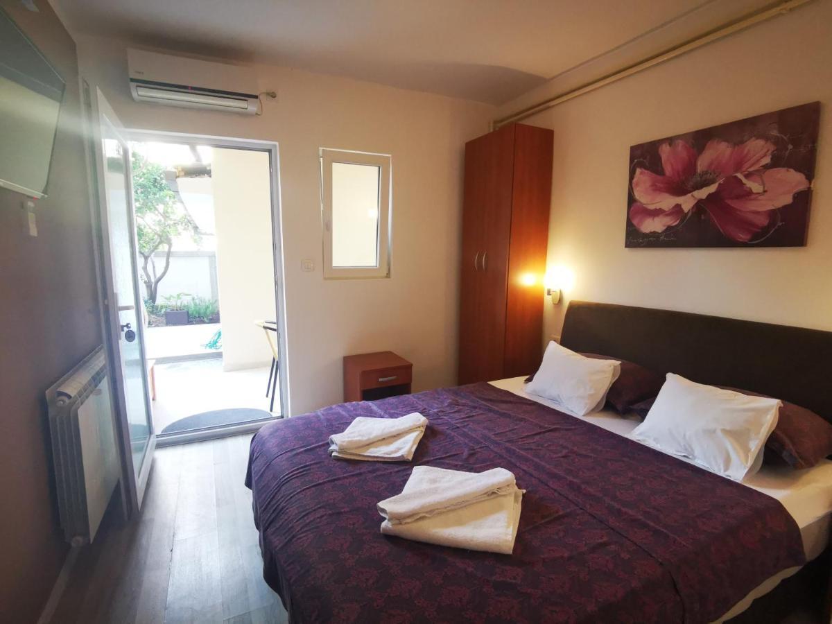 Radovic Apartments Budva Quarto foto